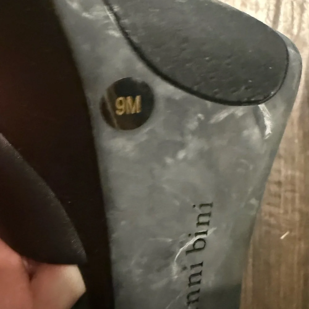 Gianni Bini Black Satin Heels with Silver Accents
